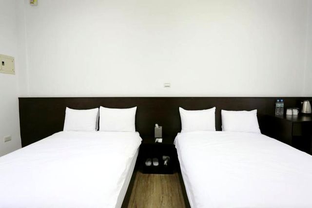 Oak Garden Hostel-Quad room-2