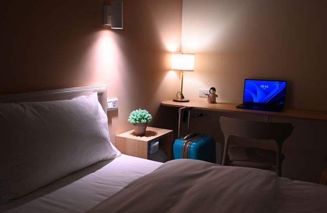 Lütel Hotel │ Xpark · Taoyuan Airport MRT A18 · HSR-Double Terrace Room with Shared Bathroom-4