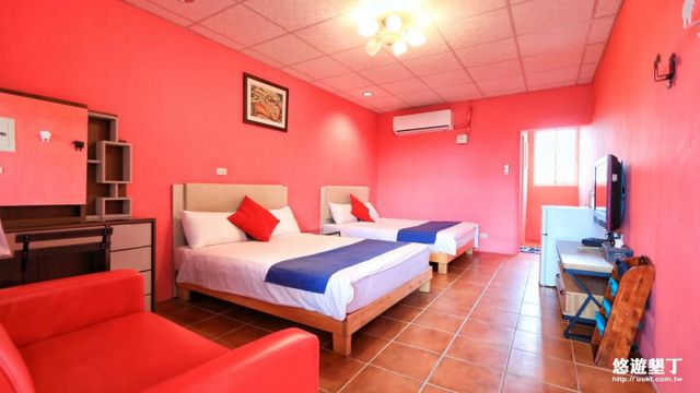 Ying Kaoru hotel-Hall 1 | colorful quadruple room (not pick room)-1