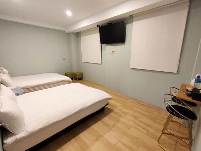 Mhouseホテル-300 Comfort Quadruple Room-5