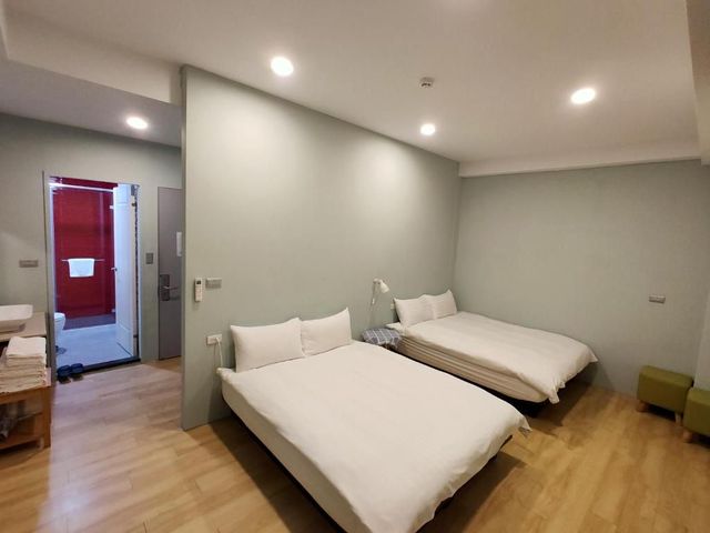 Mhouseホテル-300 Comfort Quadruple Room-6