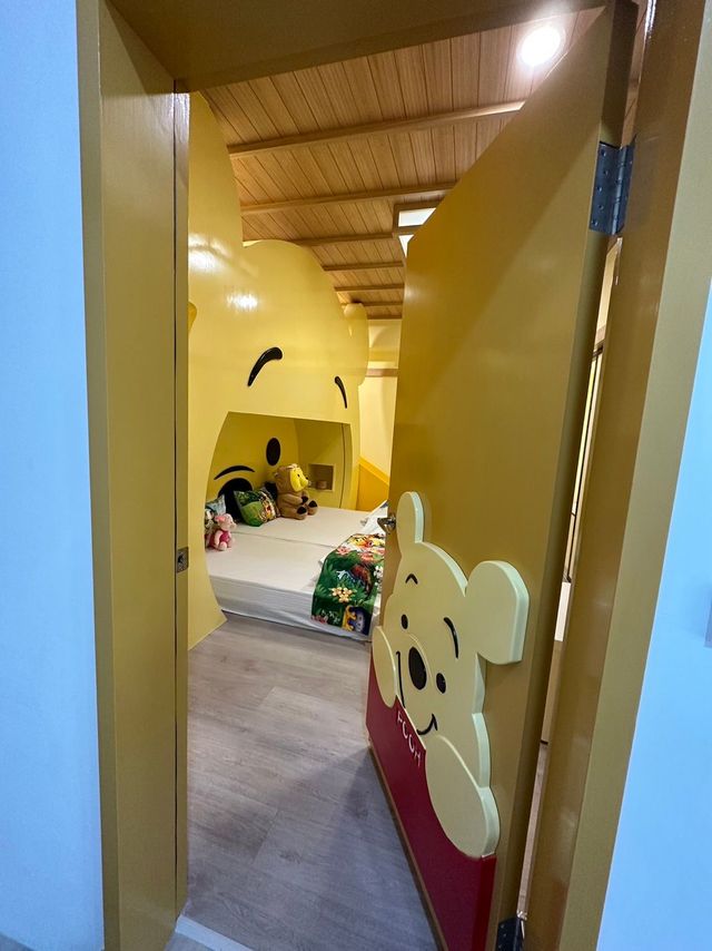 Children's Fun Family Homestay-Winnie the Pooh Quadruple Room-5