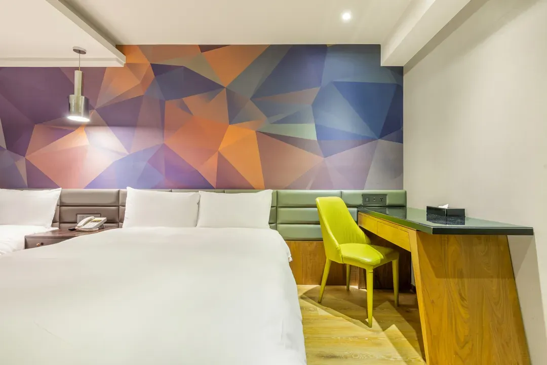 CHECK inn Taichung Wenxin Zhongqing