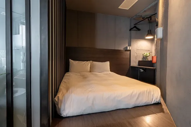 CHECK inn Taichung LiMing-Economy Double Room without Window-1