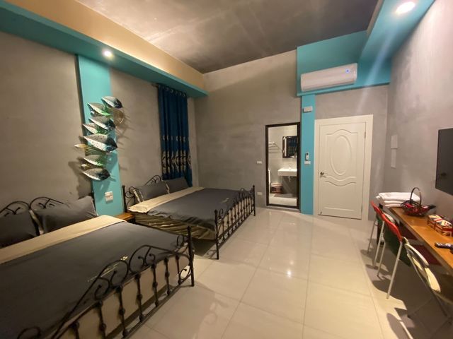 Pearl One Five Zero-Pearl Blue｜Quadruple Room-3