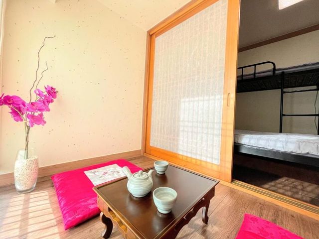 Cocoa Guesthouse-Triple Room-1