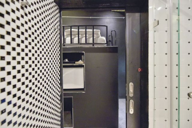 披耶嘉森旅舍 (House Of Phraya Jasaen)-黑與白 (不含早餐) (Black & White (Room only))-9