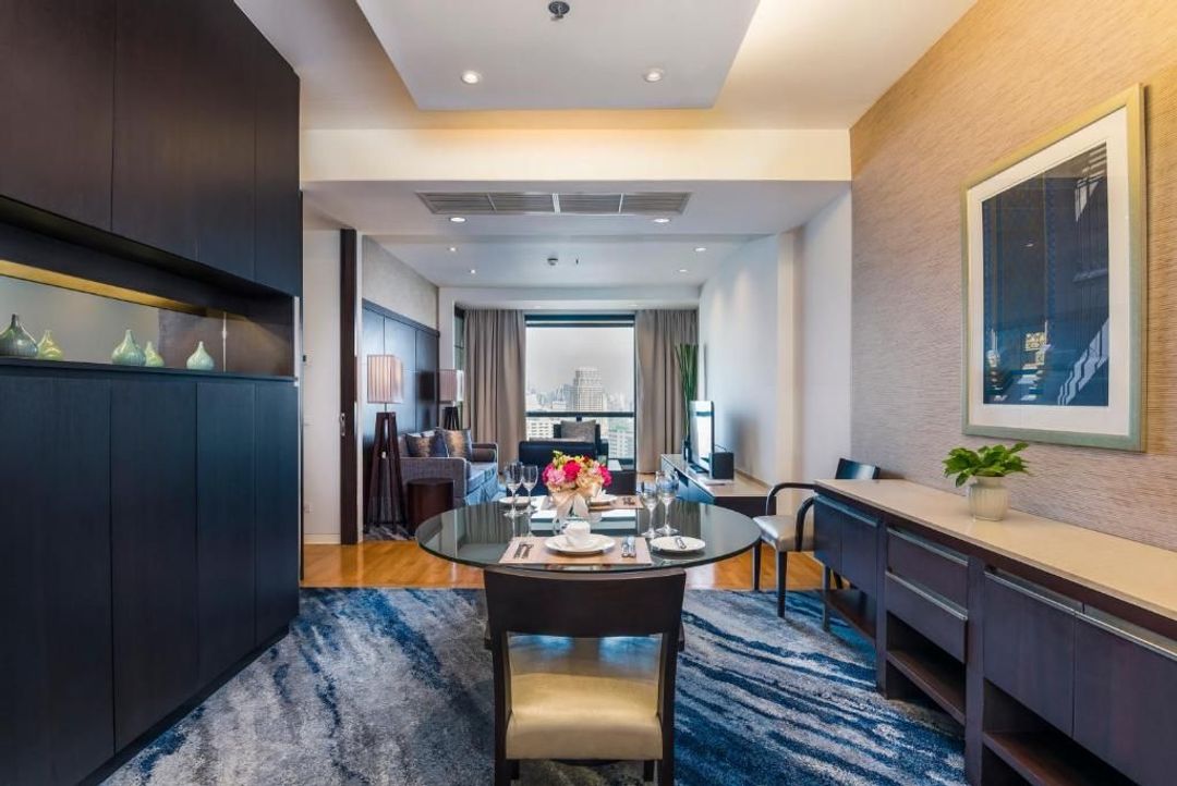 察殿恩博利套房酒店 (Emporium Suites by Chatrium)
