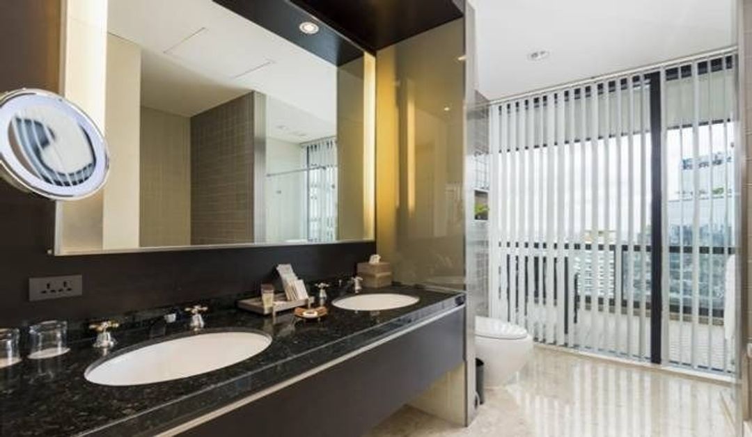 察殿恩博利套房酒店 (Emporium Suites by Chatrium)