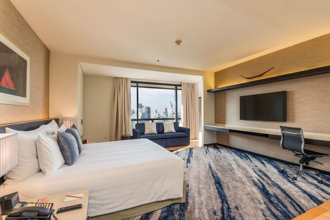 察殿恩博利套房酒店 (Emporium Suites by Chatrium)
