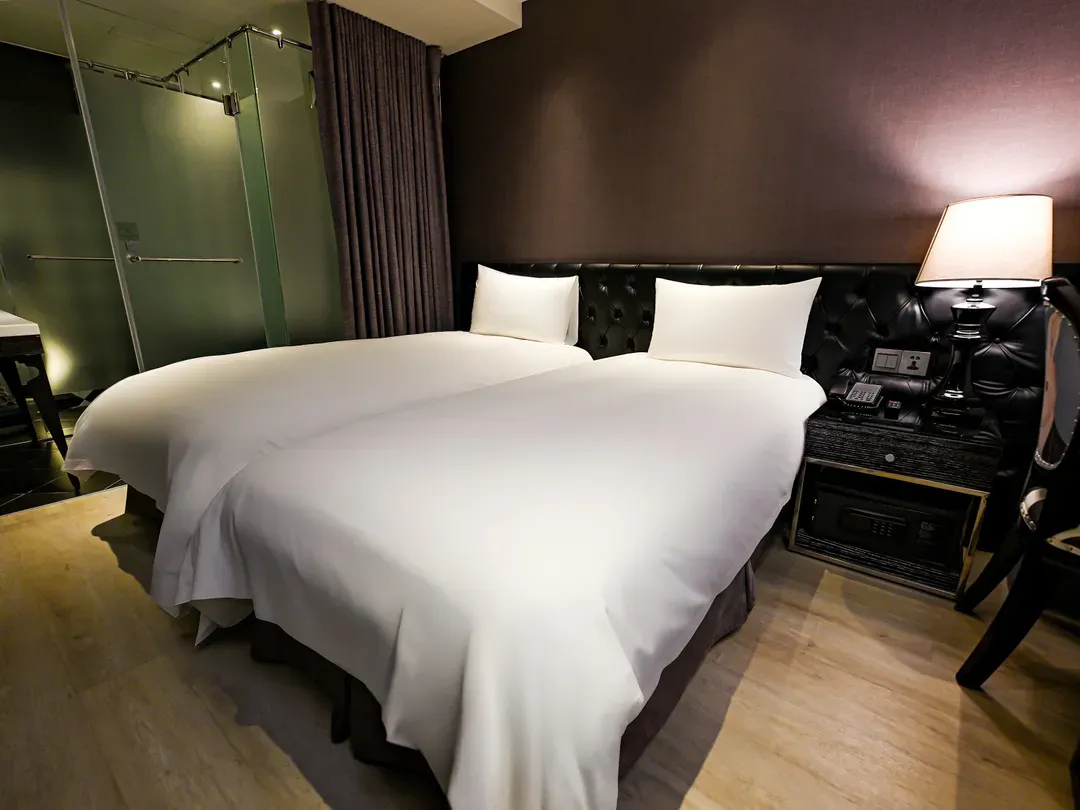 CHECK inn Taipei Main Station