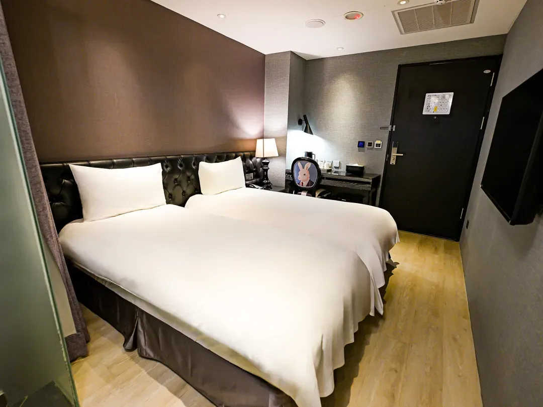CHECK inn Taipei Main Station