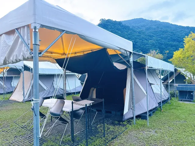 南庄山河源キャンプ場-【のんびりキャンプ】クールブラックテント・ダブル｜3.5Mx5.2M-1