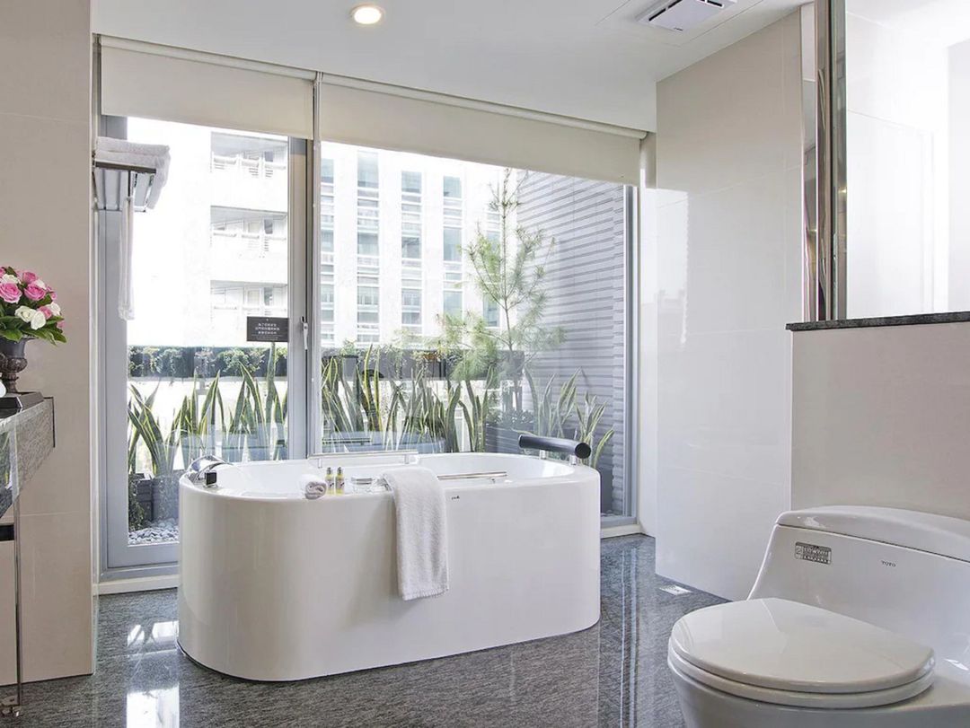 CHECK inn SELECT Taichung Dadun
