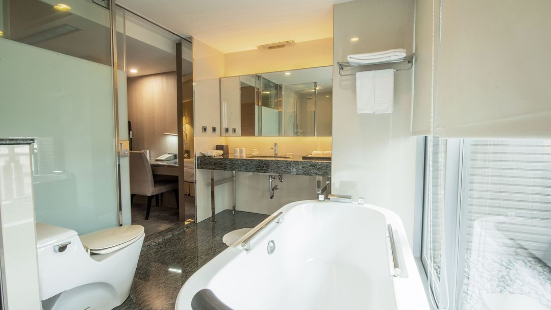 CHECK inn SELECT Taichung Dadun