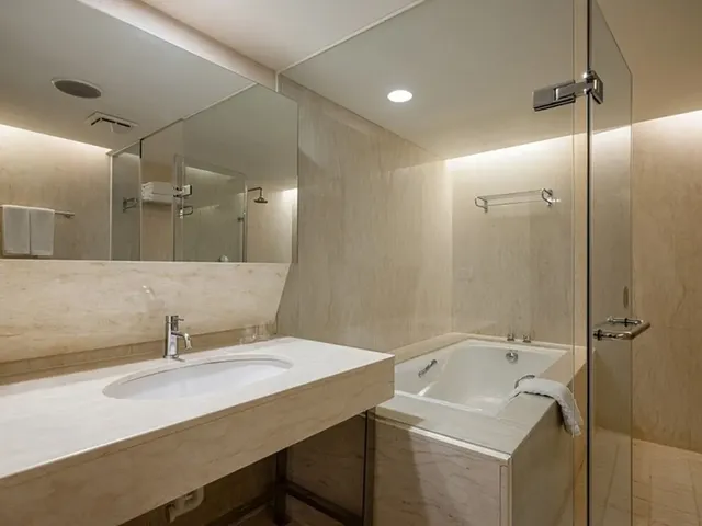 Tempus Hotel-Suite with View-10