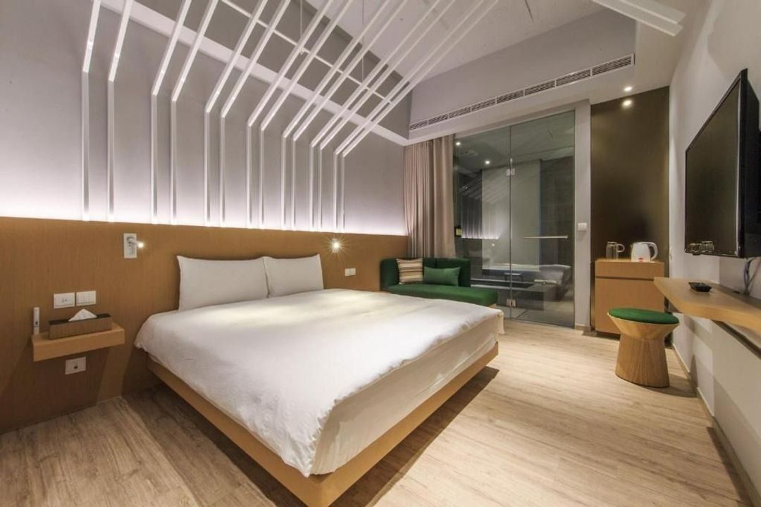 HOTEL PIN