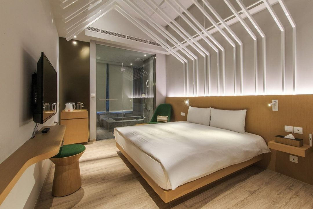 HOTEL PIN