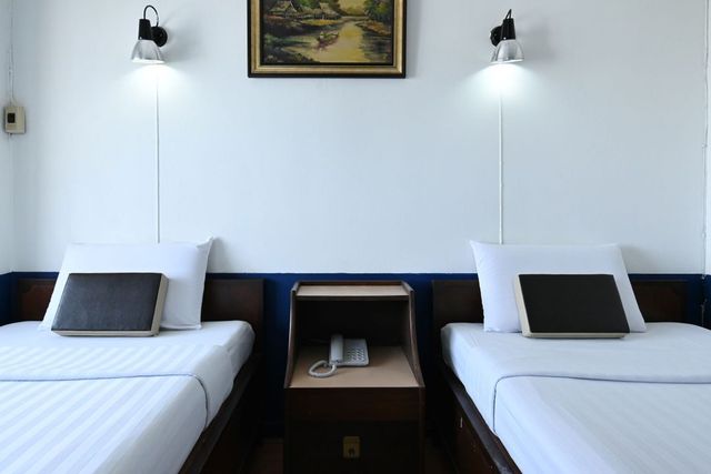 軍甲盛斯利榮飯店 The Krungkasem Srikrung Hotel (SHA Extra Plus)-豪華雙人房 附浴缸－含早餐 不可退訂 (Twin Deluxe Room with Bathtub (Room with breakfast)) No refund-1
