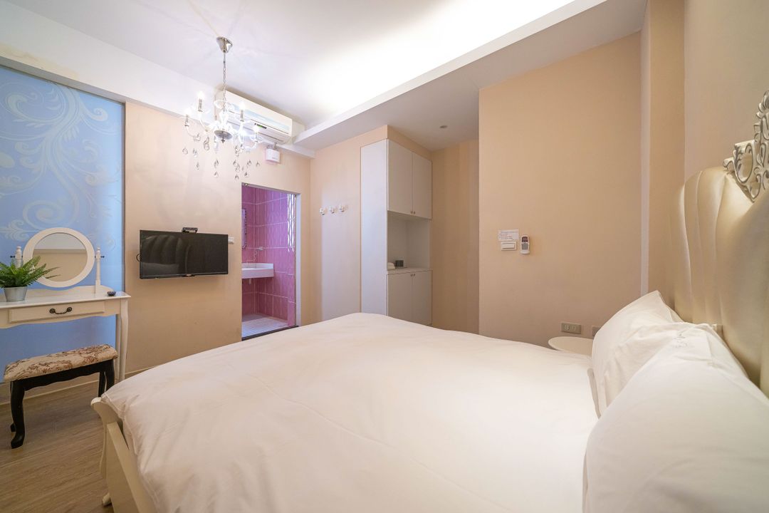 B&B very close to the seaside l 4-14 person Hualien package building l Wenqing Industrial l Parent-child and pet-friendly l KTV & Electric Mahjong