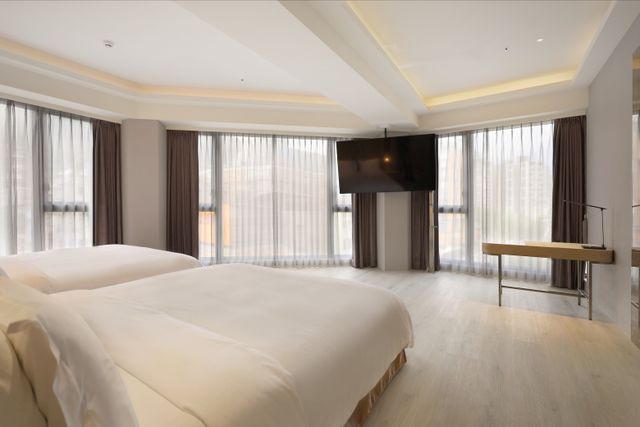 Gamalan Star Hotel-Executive Family Suite-2