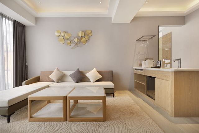 Gamalan Star Hotel-Executive Family Suite-5