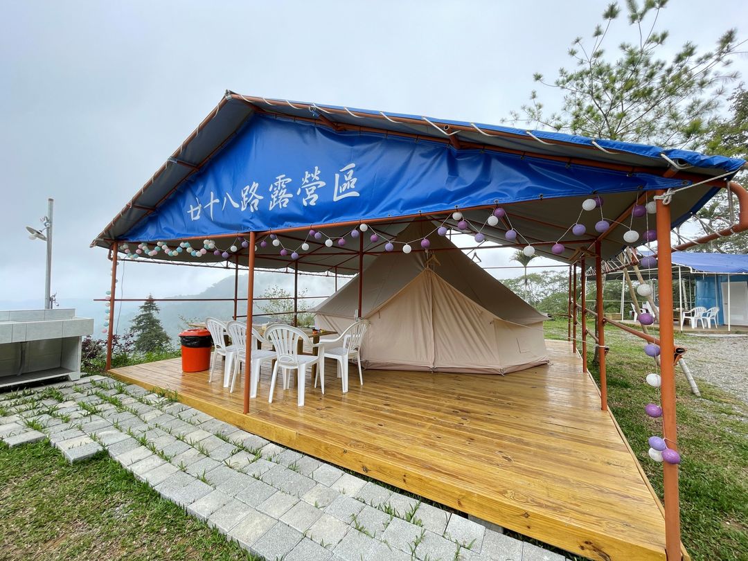 廿十八路露營區｜高海拔雲海秘境！超大草皮、觀星看日出首選