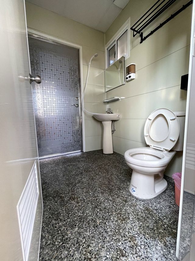基路伯營區｜近清境農場，入住溫馨小木屋-蜂箱四人房-5