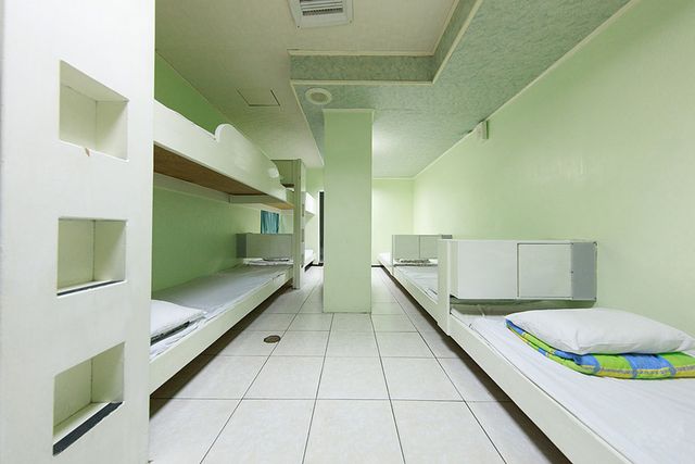 大尖山飯店 l  高CP值、絕佳地點-上下舖九人房-3
