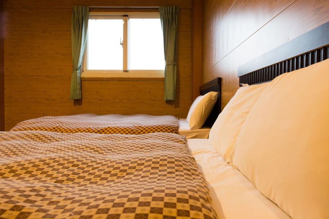 다우핀 마운틴 헛츠  (Dauphin mountain hut)