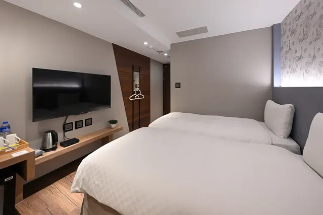 綺樂文旅-開封館-豪華雙床房-4