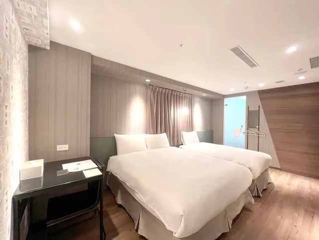 綺樂文旅-開封館-豪華三人房(一大一小床)-6