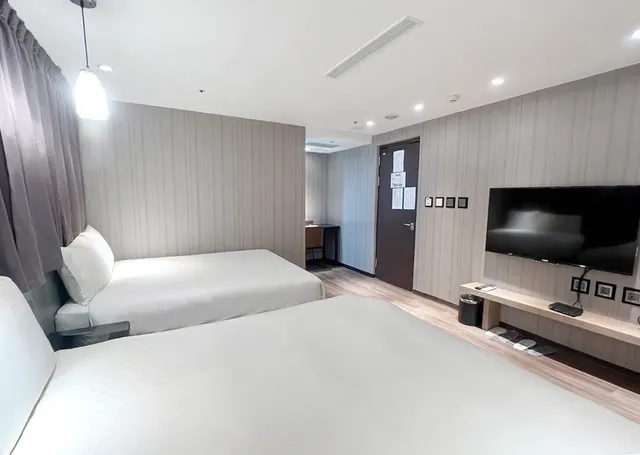 綺樂文旅-開封館-豪華四人房-7
