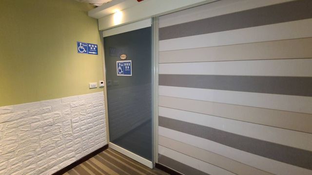 YOMI HOTEL-Accessible room-3