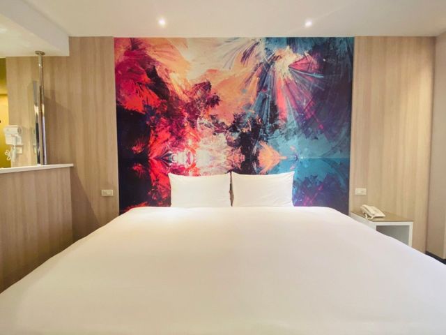 藝築文旅-台北站前館-雙人有窗淋浴房-1