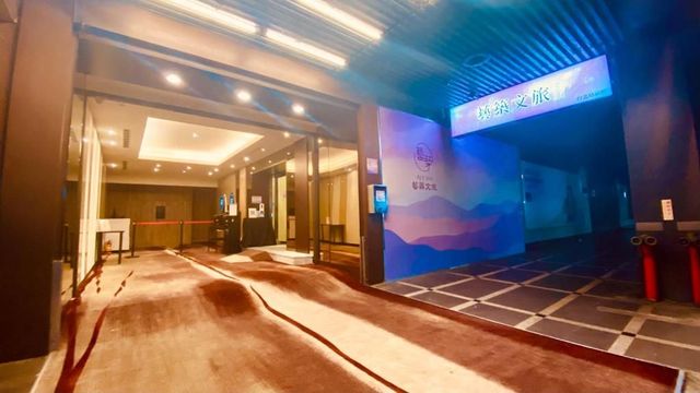 藝築文旅-台北站前館-三人有窗淋浴房-5