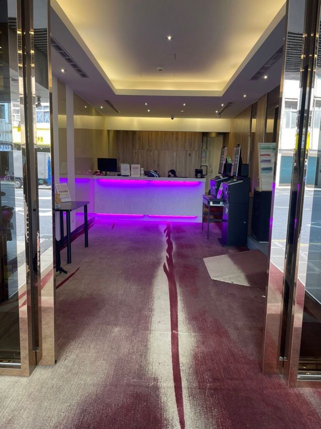 藝築文旅-台北站前館-三人無窗無障礙房-6