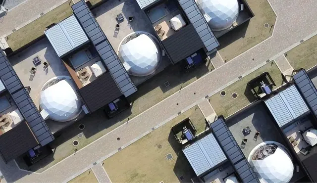 【豪華露營】VISION GLAMPING 度假和SPA 山中湖｜山中湖步行10分-【豪華露營】套房｜四人入住｜附設露天風呂與私人桑拿-12
