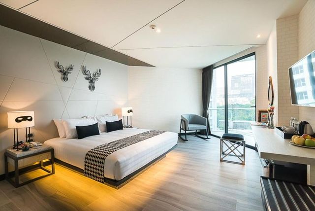 芭達雅梅拉馬爾飯店 (Mera Mare Pattaya SHA Extra Plus)-豪華海景房 (含早餐) 不可退訂 (Deluxe Sea View Twin Bed (Room with Breakfast))c No Refund-2
