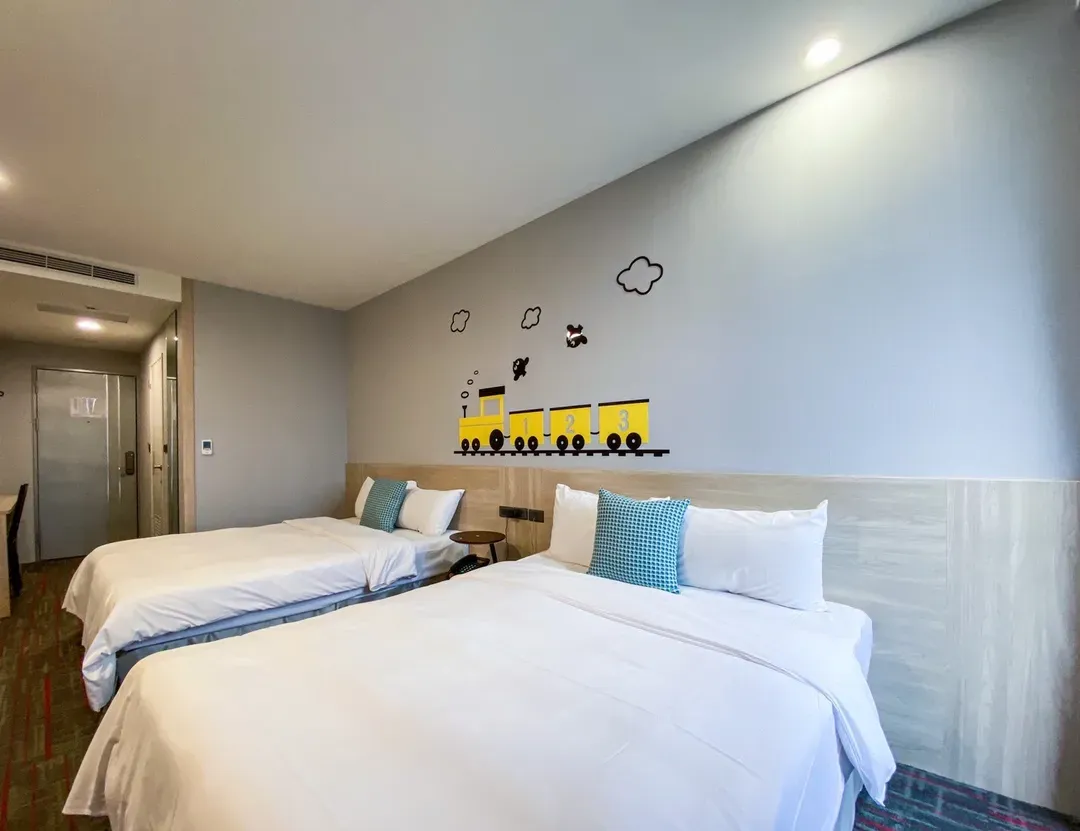 HOTEL JIJI PLUS