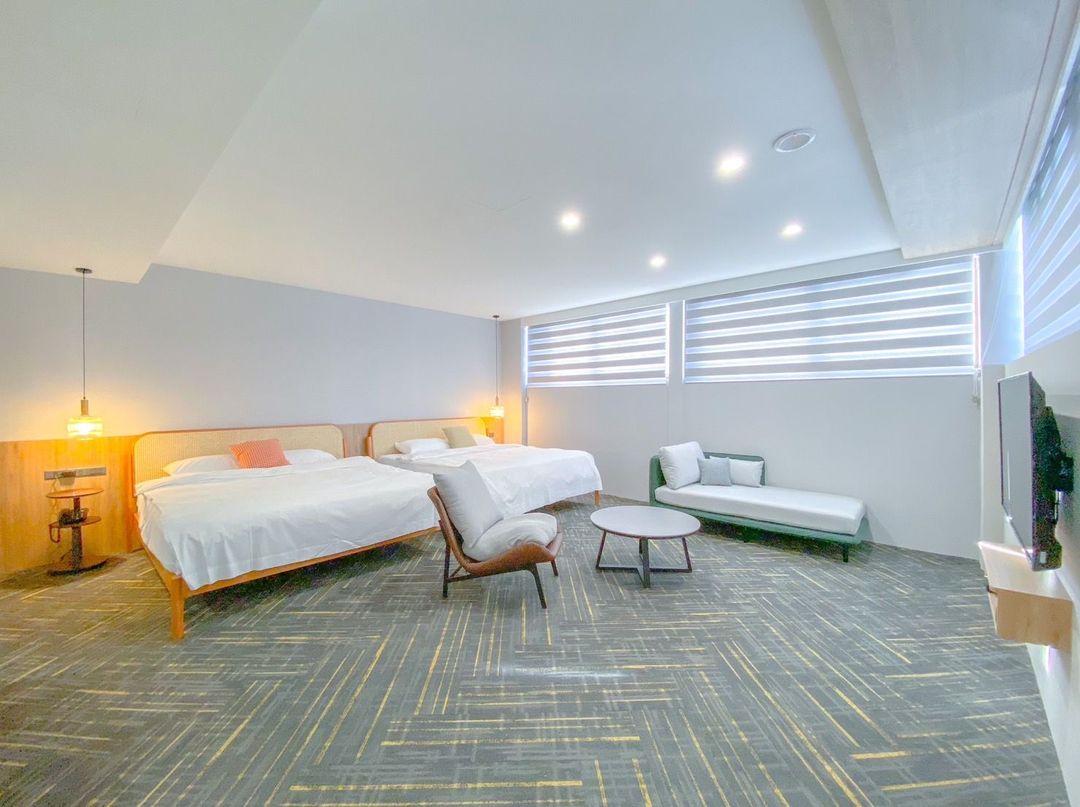 HOTEL JIJI PLUS