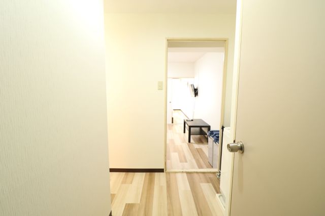 Namba Stn 9min walk ☆ Sakuragawa Stn 1min☆-208-7