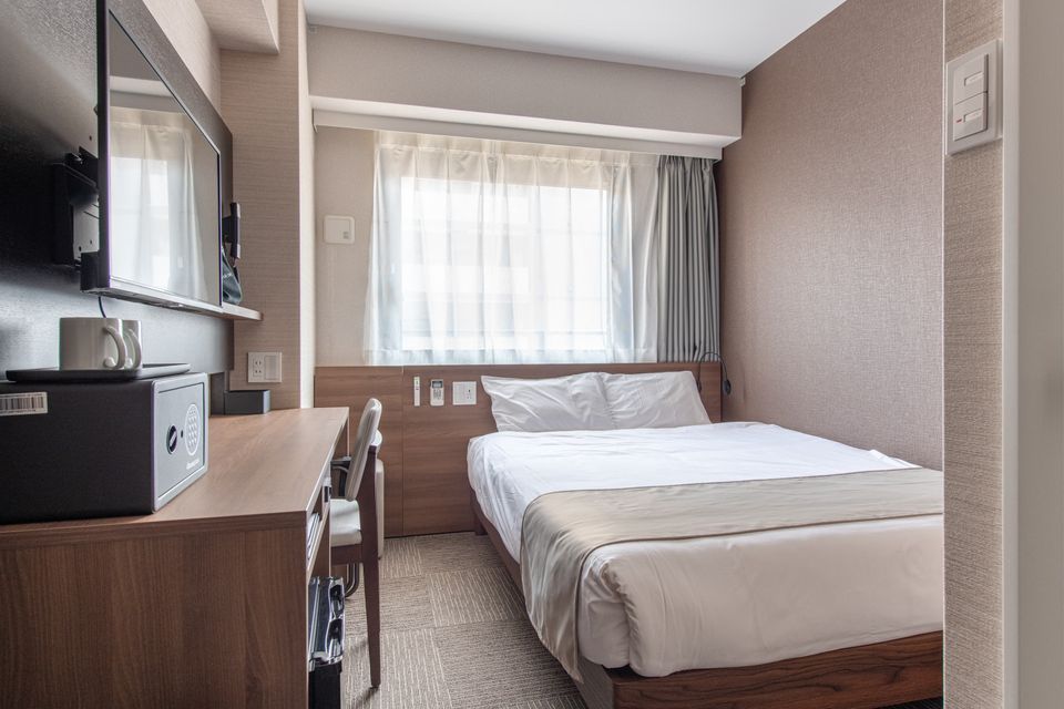 2025大阪住宿,萬博住宿,世博住宿【大阪萬博推薦】大阪本町Sanrriott飯店｜公共浴場/心齋橋站步行10分/堺筋本町站步行5分-雙人房【不挑房】-1