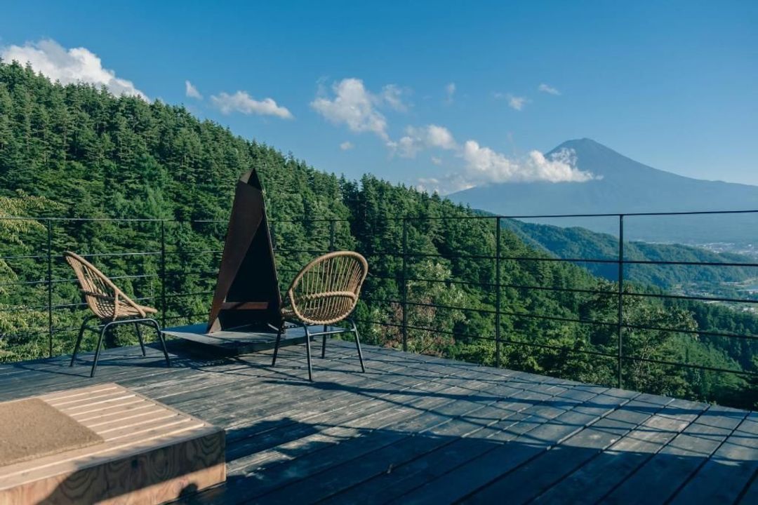【豪華露營】TSUNAGARU CAMP RESORT QOONEL+｜河口淺間神社遙拜所 (天空的鳥居) 步行5分