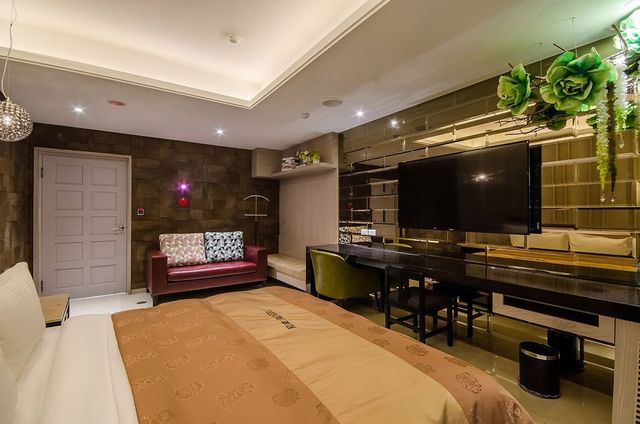 合樂商務設計旅店｜寵物友善-【獨家專案】典藏合樂雙人房-6
