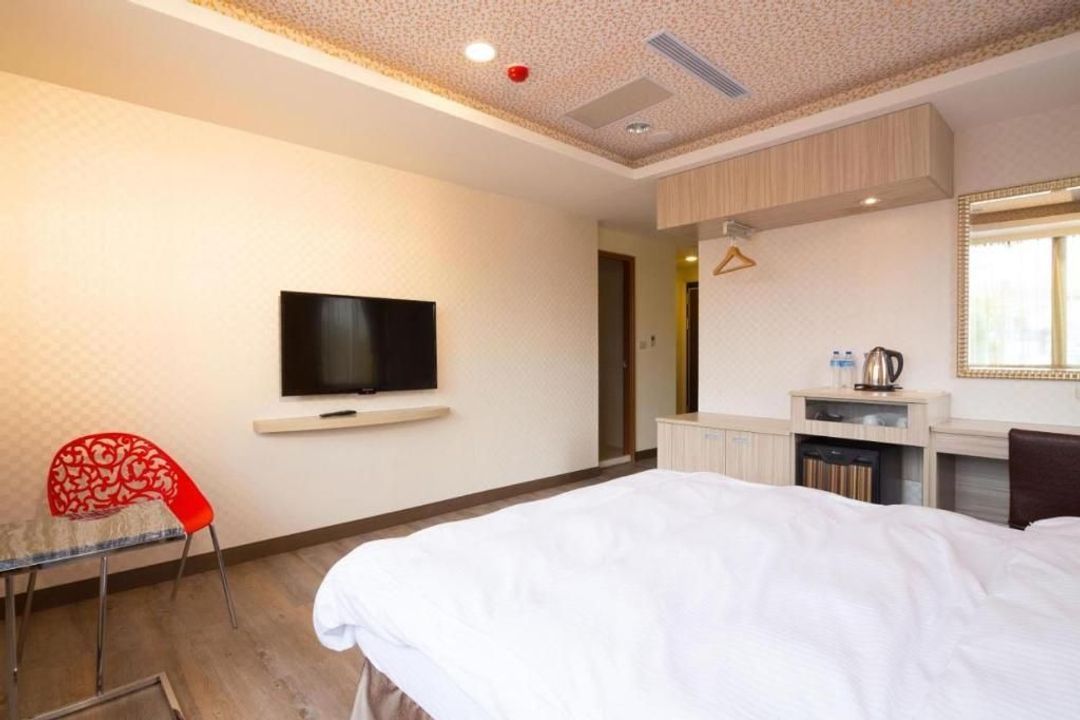 West Hotel Puli