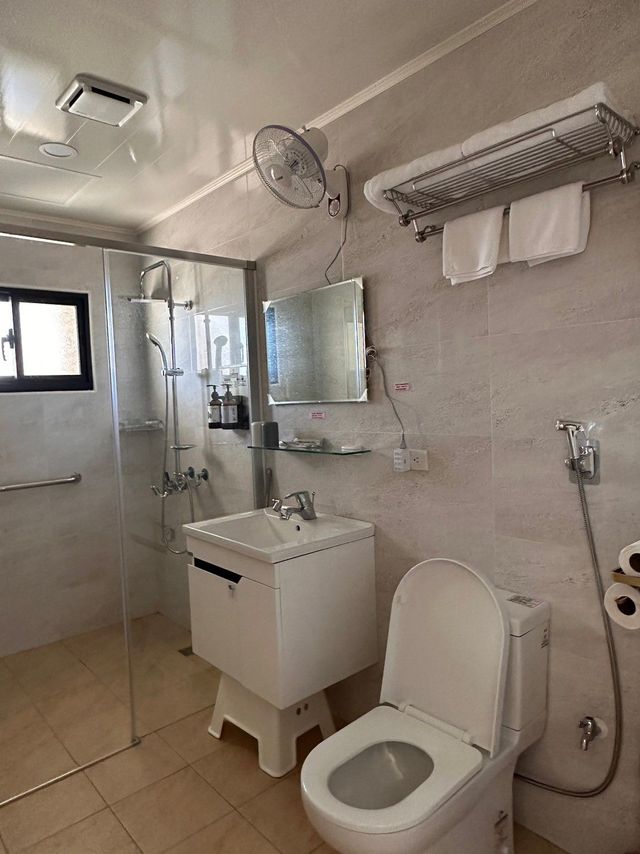 Xiwei Zuoan Seaview B&B-Deluxe Six-person Room-12