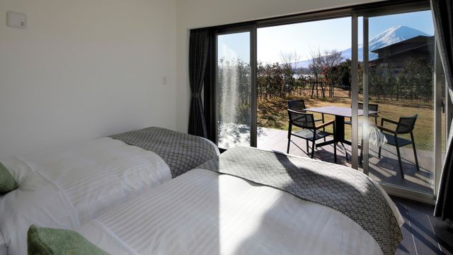 Kawaguchiko Urban Resort Villa-Cosmos-Ground floor DeluxeRoom w/ private garden-1