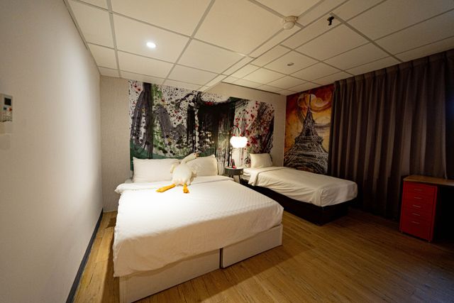 ArtHome Hotel-Deluxe Triple Room-14