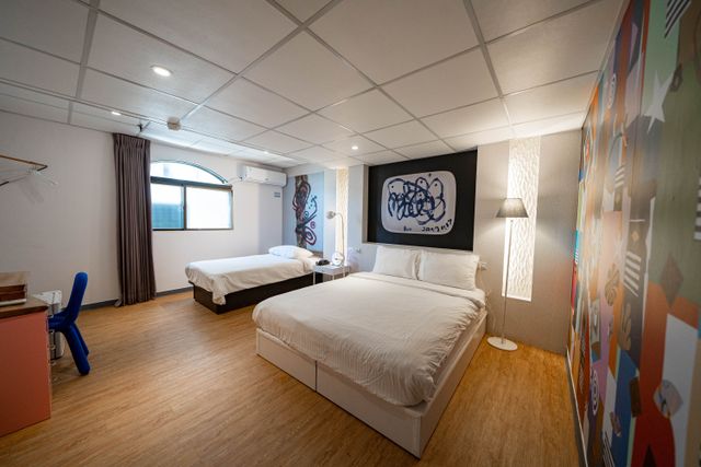 ArtHome Hotel-Deluxe Triple Room-10